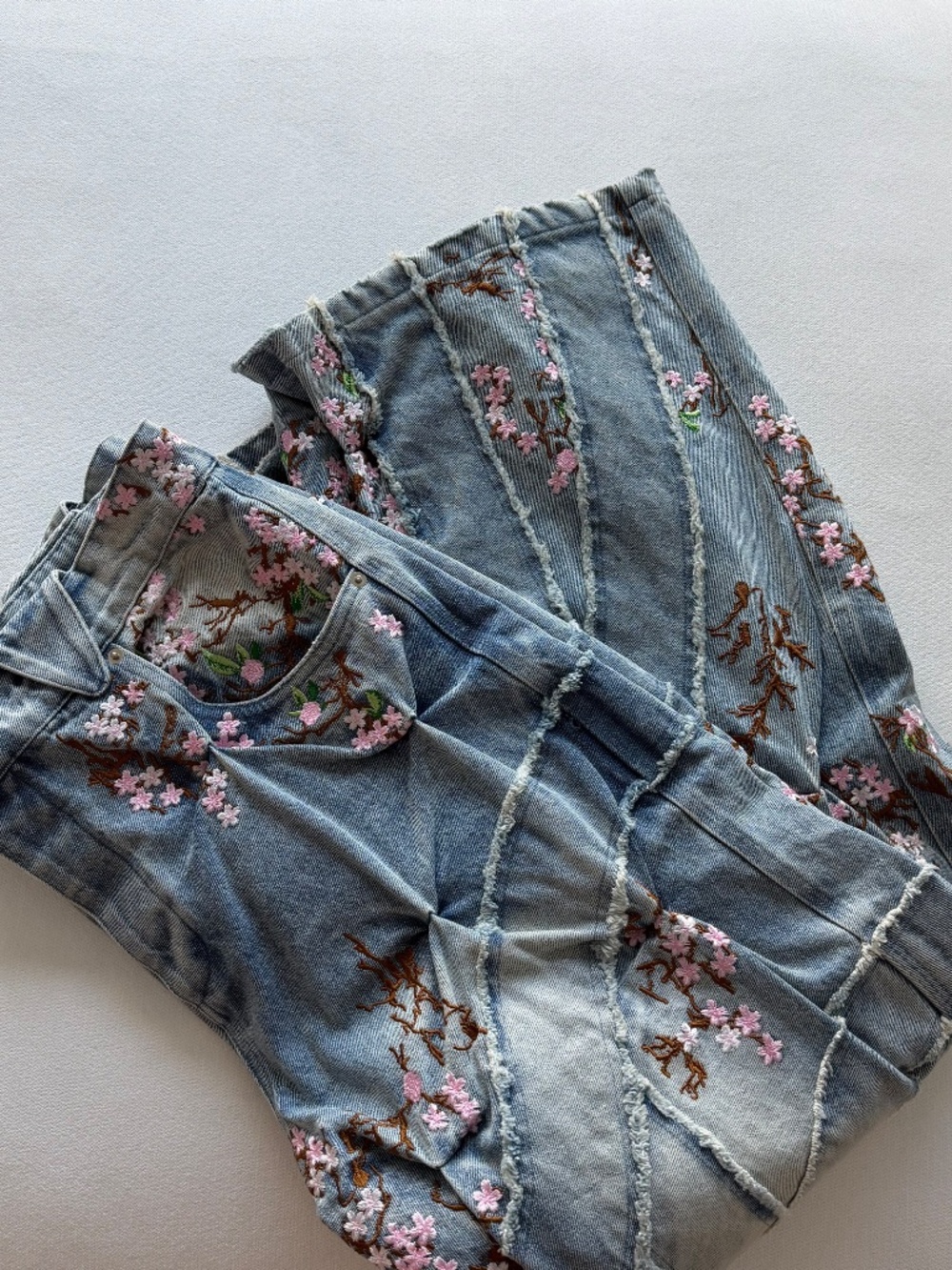BADSON Cherry Blossom Denim Pants - Picture 2 of 6